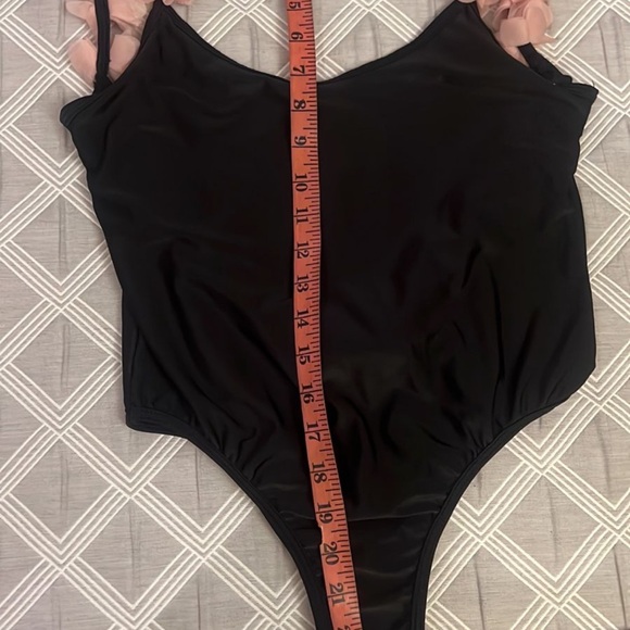 PrettyLittleThing Black One Piece with Pink Floral Straps - Picture 5 of 6